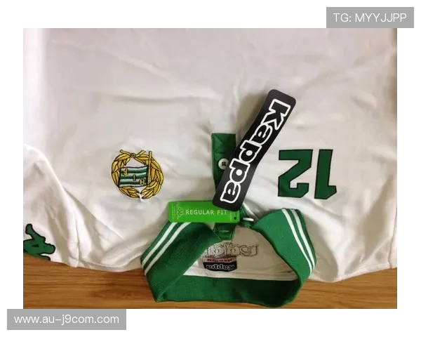 创意足球球衣墙贴纸设计效果图展现运动与时尚的完美结合 创意足球球衣墙贴纸设计效果图展现运动与时尚的完美结合